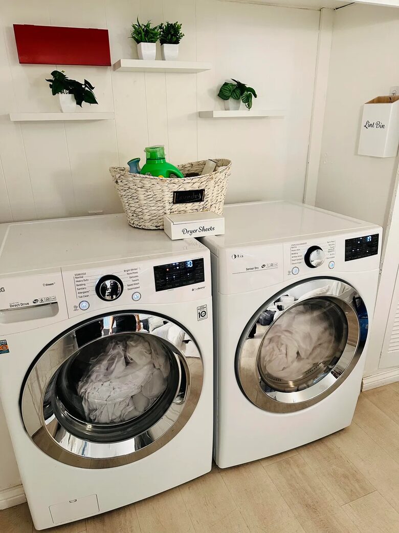 Sunset Beach Oasis Steps from the Sand - Sunset Beach, California