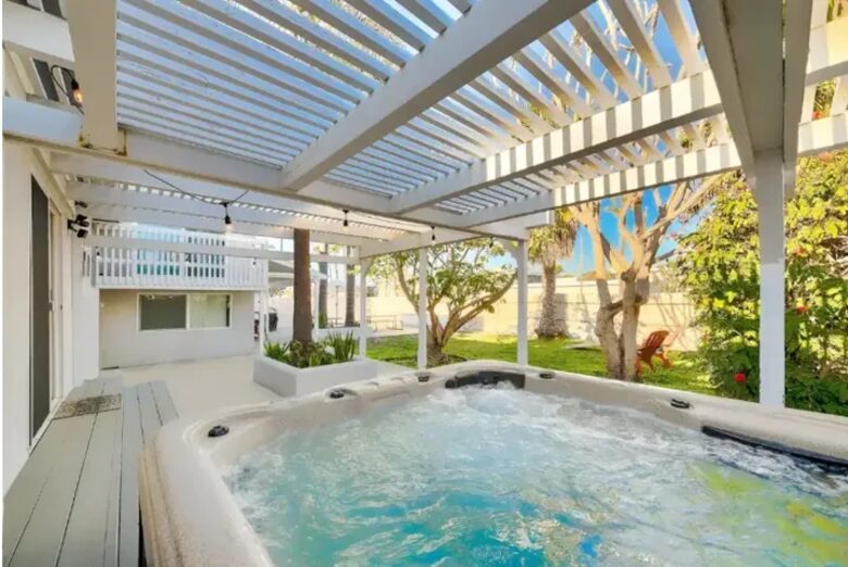 Sunset Beach Oasis Steps from the Sand - Sunset Beach, California