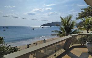 Oceanfront Apartment in Bombinhas - Bombinhas, Brazil