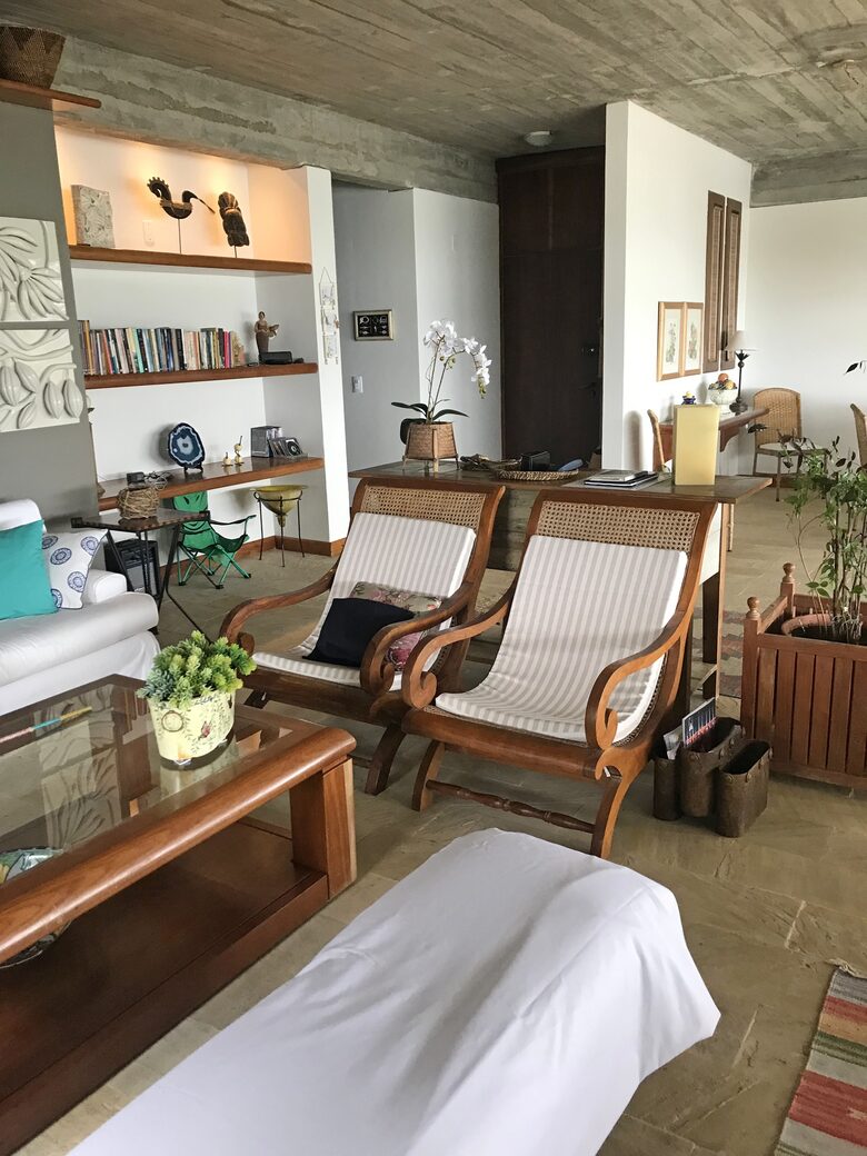 Oceanfront Apartment in Bombinhas - Bombinhas, Brazil