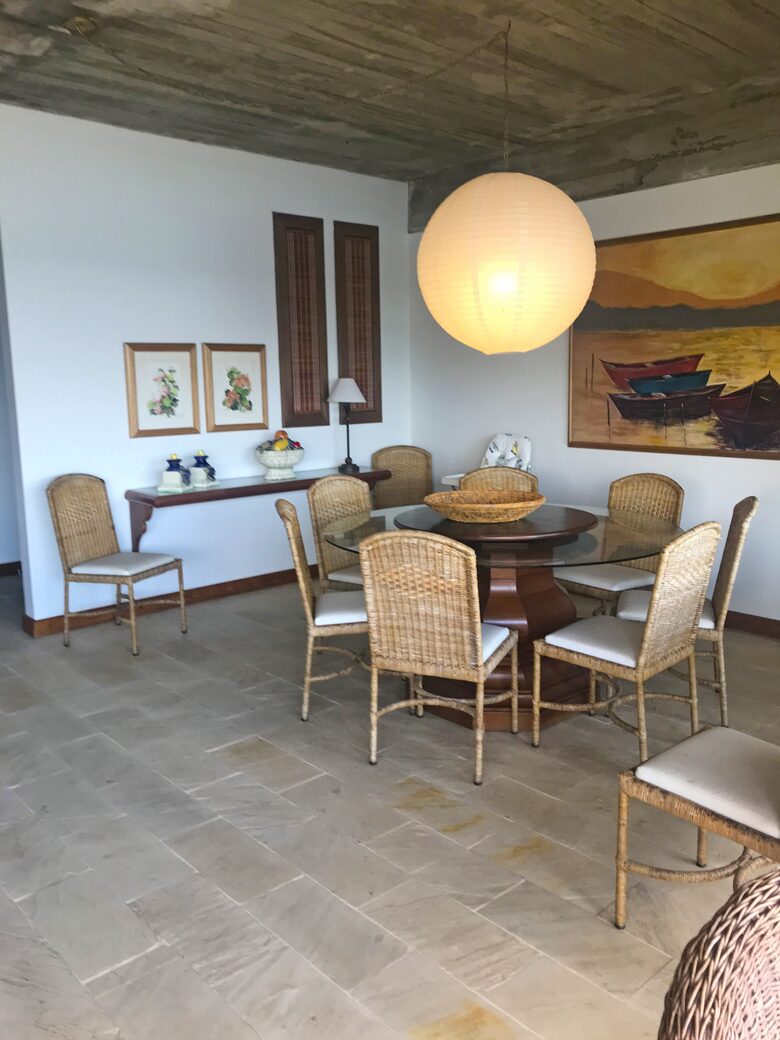 Oceanfront Apartment in Bombinhas - Bombinhas, Brazil