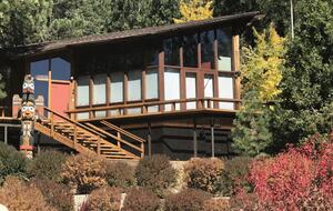 Historic Palisades Tahoe Retreat Near the Slopes - Olympic Valley, California