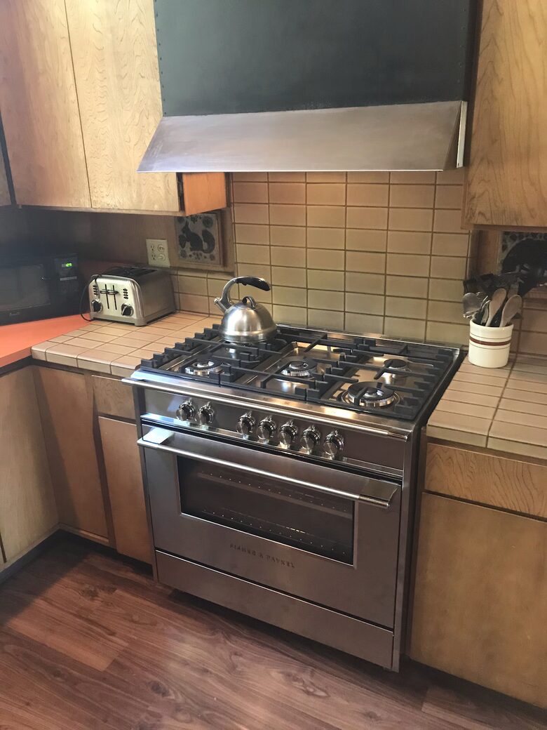 Historic Palisades Tahoe Retreat Near the Slopes - Olympic Valley, California