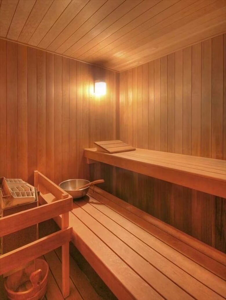 Historic Palisades Tahoe Retreat Near the Slopes - Olympic Valley, California