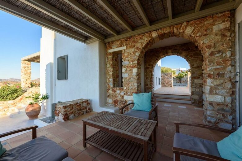 Aegean Horizon | A Tasteful Paros Living - Parasporos, Paros Island, Greece