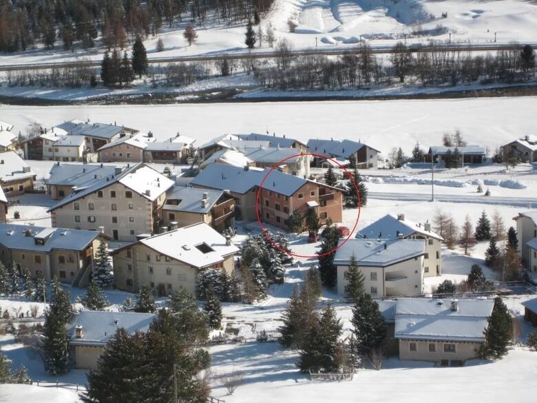 Elegant Ground-Floor Apartment with Shared Spa Access - Madulain, Switzerland