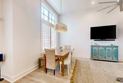 Coastal Luxury in Palmilla Beach Community - Port Aransas, Texas