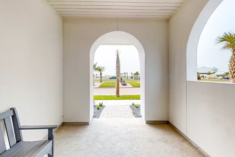 Coastal Luxury in Palmilla Beach Community - Port Aransas, Texas