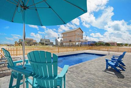 Peachy Queen Coastal Estate - Navarre, Florida