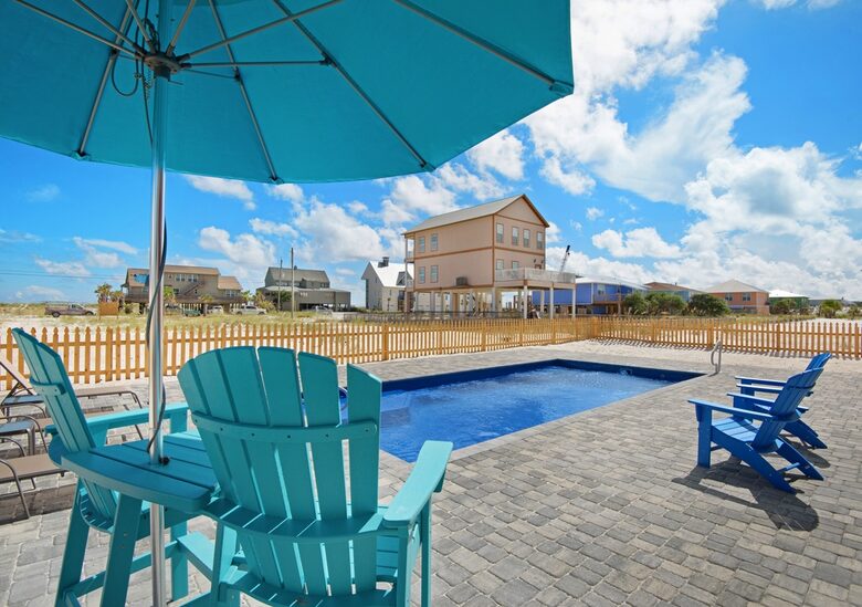 Peachy Queen Coastal Estate - Navarre, Florida