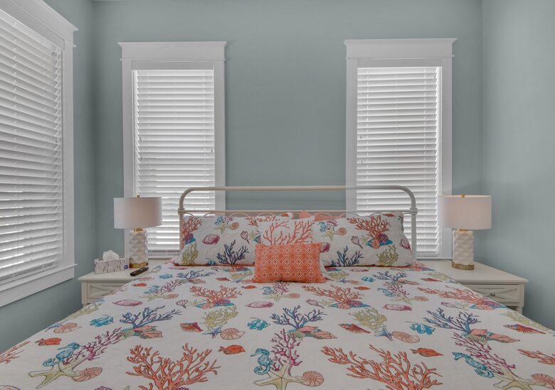 Peachy Queen Coastal Estate - Navarre, Florida