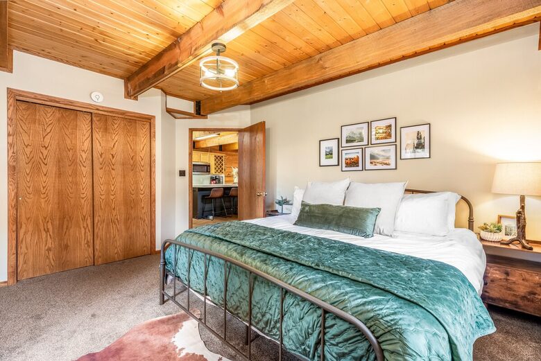 Summit Park Log Cabin Near Park City Resorts - Park City, Utah