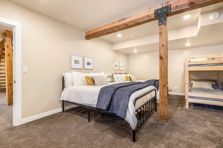 Summit Park Log Cabin Near Park City Resorts - Park City, Utah