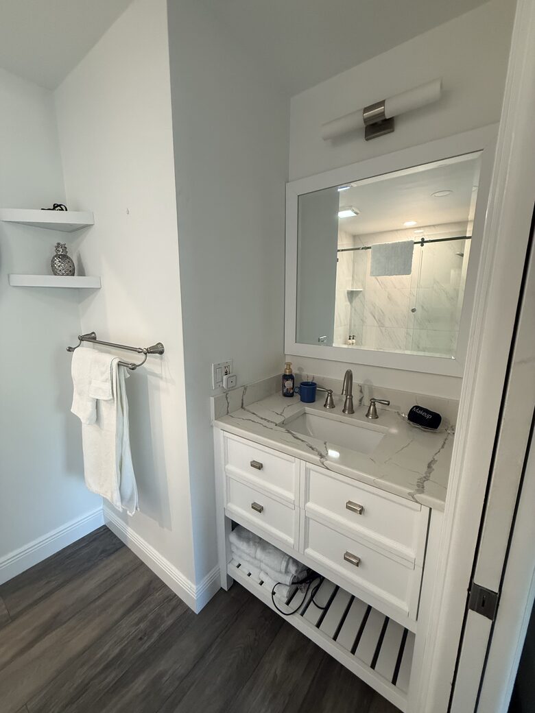 Waterfront Bradenton Home with Heated Pool - Bradenton, Florida