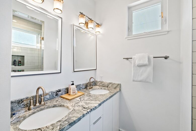 Bright Urban Escape in the Heart of East Austin - Austin, Texas