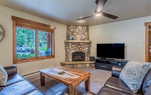 Stone Hearth Retreat at Ore House Plaza - Steamboat Springs, Colorado