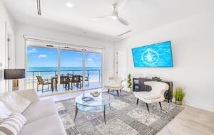 Oceanfront Modern Retreat with Private Beach and Dock - Islamorada, Florida