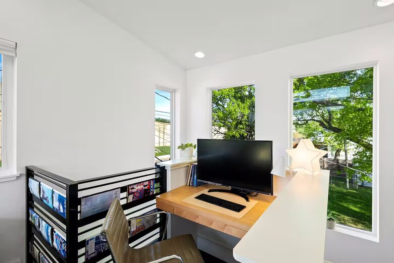 Bright Urban Escape in the Heart of East Austin - Austin, Texas