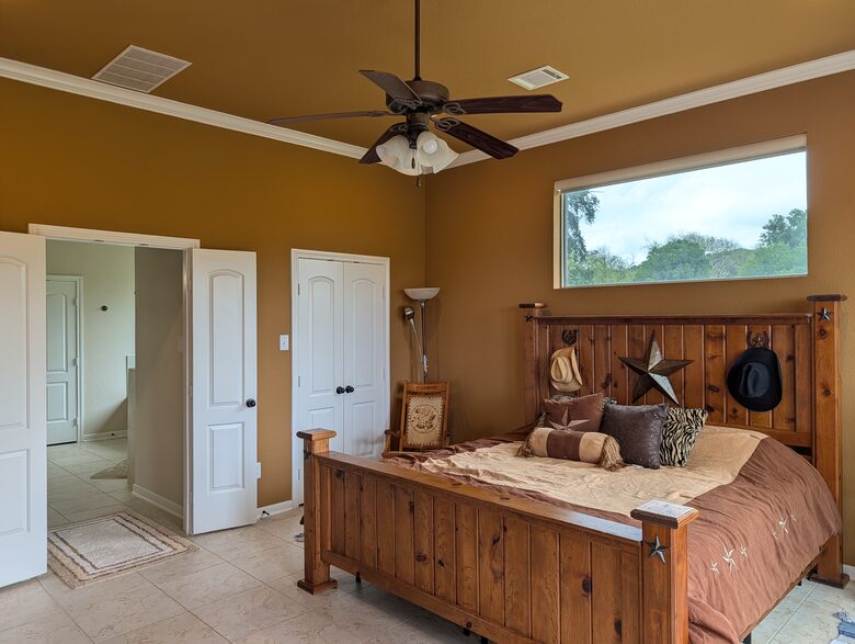 Secluded Texas Ranch Retreat with Panoramic Views - Goldthwaite, Texas