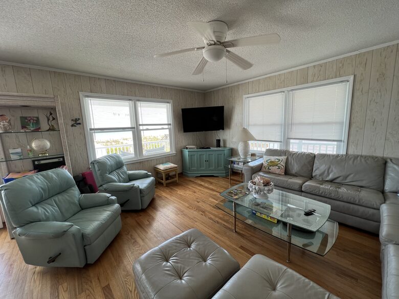 Classic Oceanfront Retreat on Holden Beach - Holden Beach, North Carolina