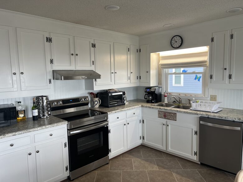 Classic Oceanfront Retreat on Holden Beach - Holden Beach, North Carolina