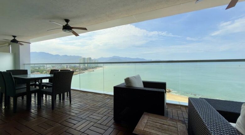 Tres Mares Oceanfront Residence at the Marina - Puerto Vallarta, Mexico