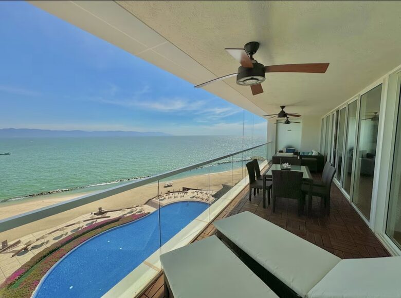 Tres Mares Oceanfront Residence at the Marina - Puerto Vallarta, Mexico