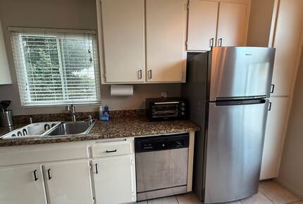 San Diego Stay Near Dining, Breweries & Balboa Park - San Diego, California