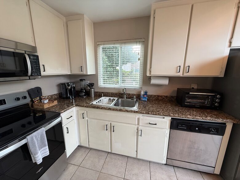 San Diego Stay Near Dining, Breweries & Balboa Park - San Diego, California