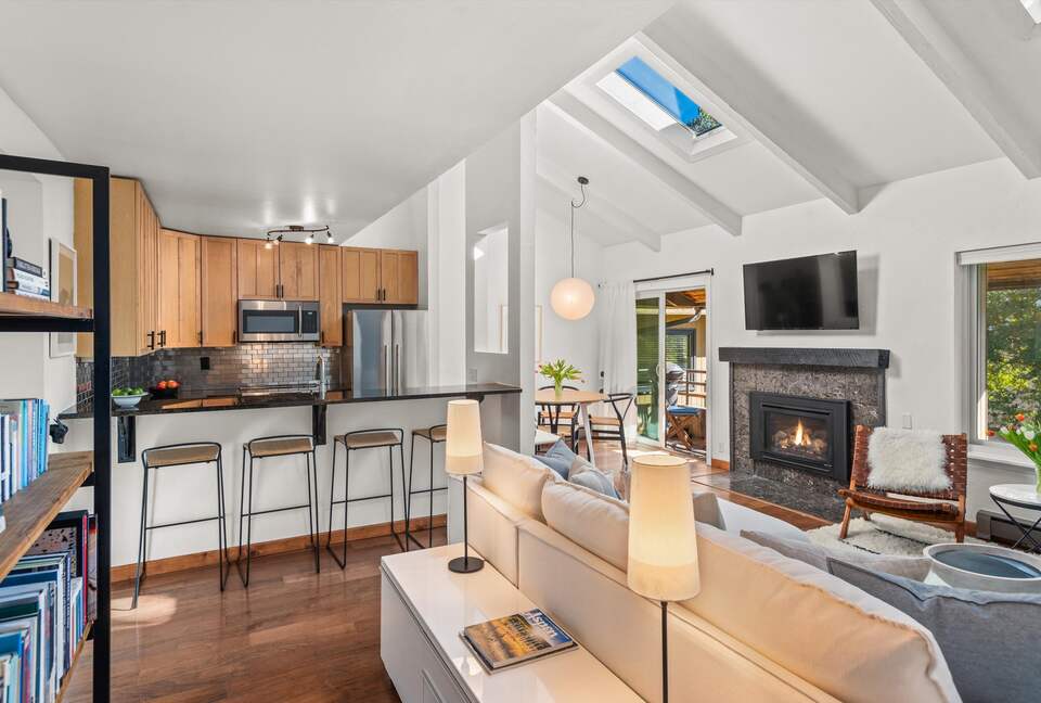 Modern Snowmass Retreat with Ski Access at Seasons Four - Snowmass Village, Colorado