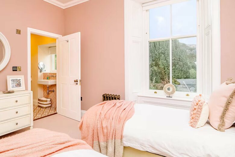 The Hollies Estate - Tighnabruaich, United Kingdom