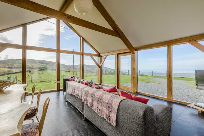 Elegant Escape Above Harlech - Harlech, United Kingdom