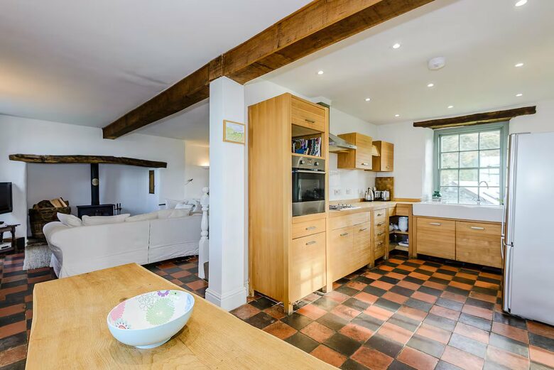 Elegant Escape Above Harlech - Harlech, United Kingdom