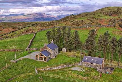 Elegant Escape Above Harlech - Harlech, United Kingdom