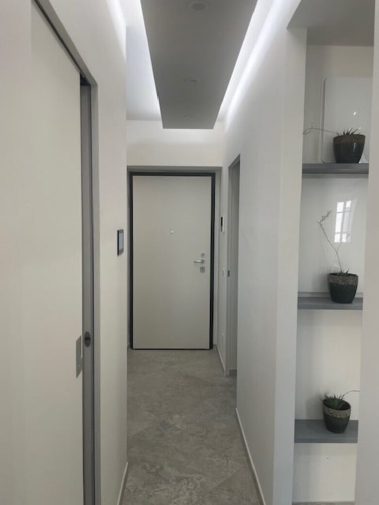 Newly Renovated Two-Bedroom Near Historic Shores - Terracina, Italy