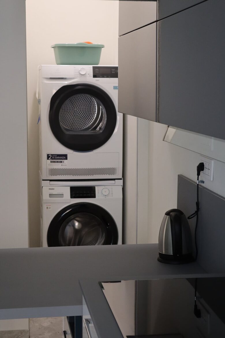 Newly Renovated Two-Bedroom Near Historic Shores - Terracina, Italy