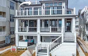 unit C top floor with rooftop deck