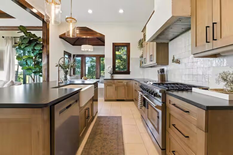 Beach Resort Estate w/ 7 Private Islands - Isle of Palms, South Carolina