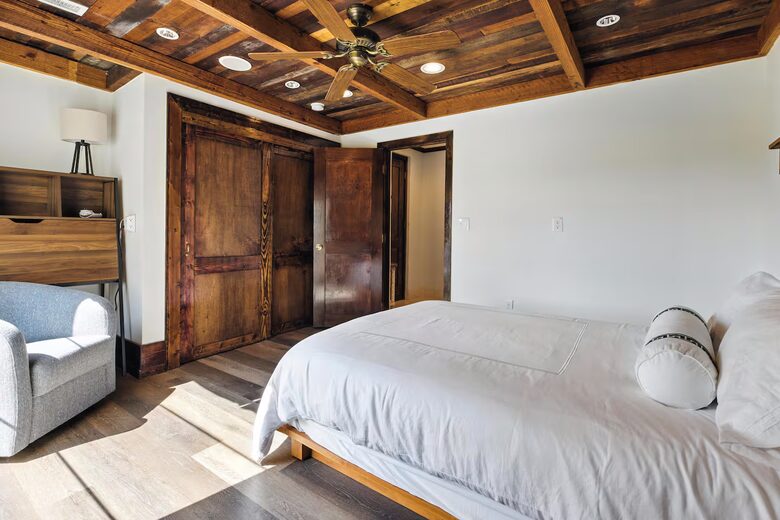 Beach Resort Estate w/ 7 Private Islands - Isle of Palms, South Carolina