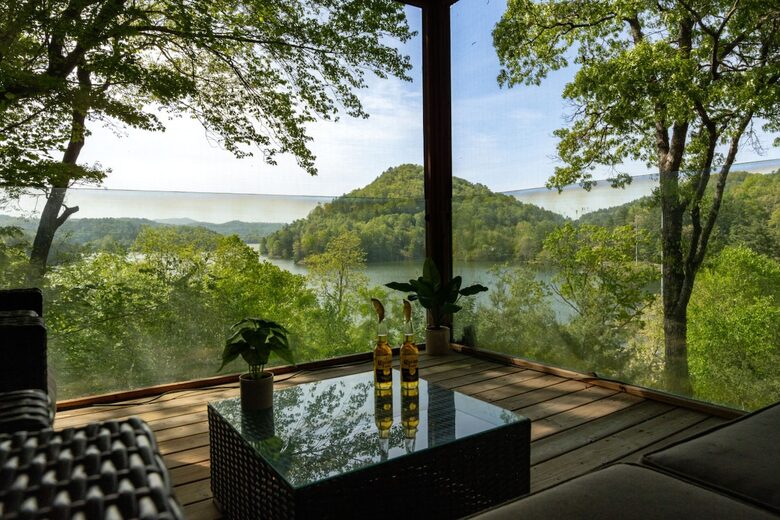 Glenville Lake House with Scenic Views - Glenville, North Carolina