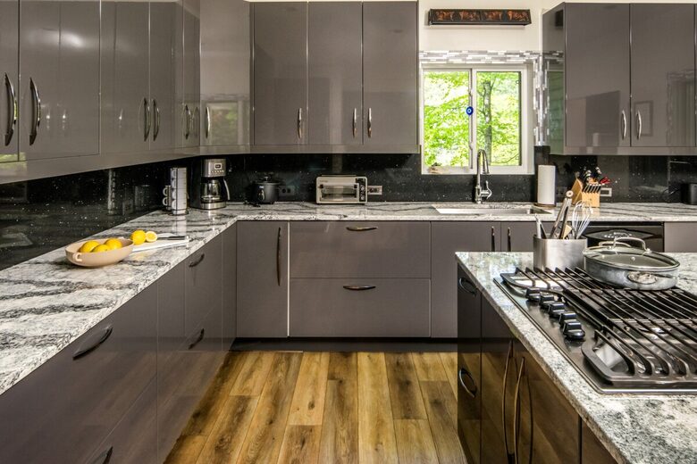 Glenville Lake House with Scenic Views - Glenville, North Carolina