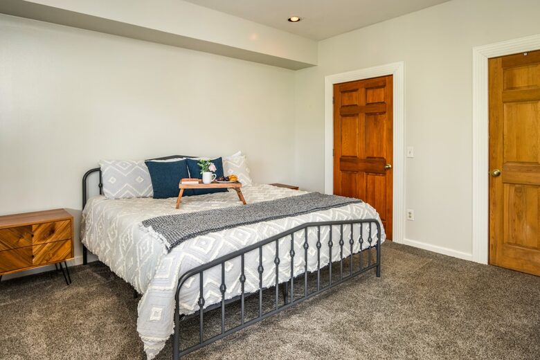 Glenville Lake House with Scenic Views - Glenville, North Carolina