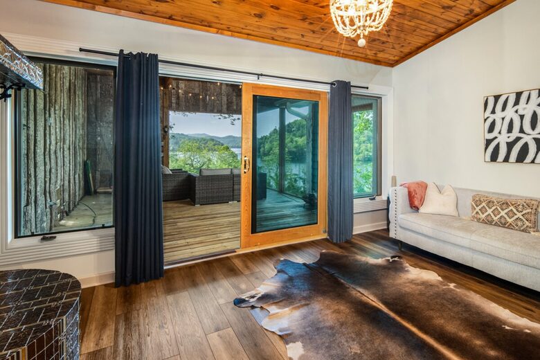 Glenville Lake House with Scenic Views - Glenville, North Carolina