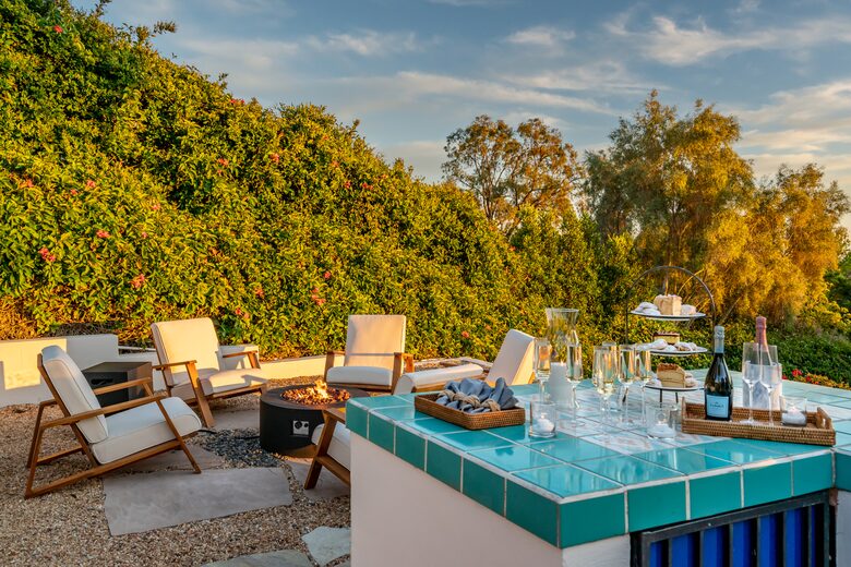 Elegant Santa Barbara Escape Above the Coast - Santa Barbara, California