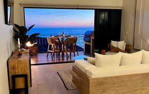 Luxury Oceanfront Retreat with Resort Amenities - Los Cerritos, Mexico