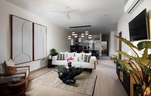 Luxury Oceanfront Retreat with Resort Amenities - Los Cerritos, Mexico