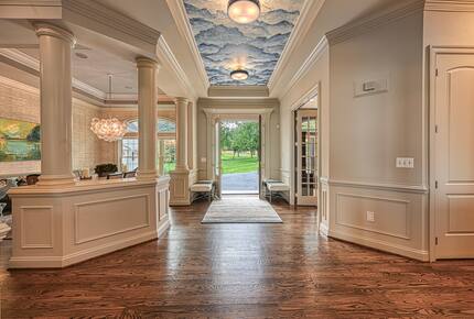 Grand Waterfront Retreat with Boathouse & Tiki Bar - Mineral, Virginia