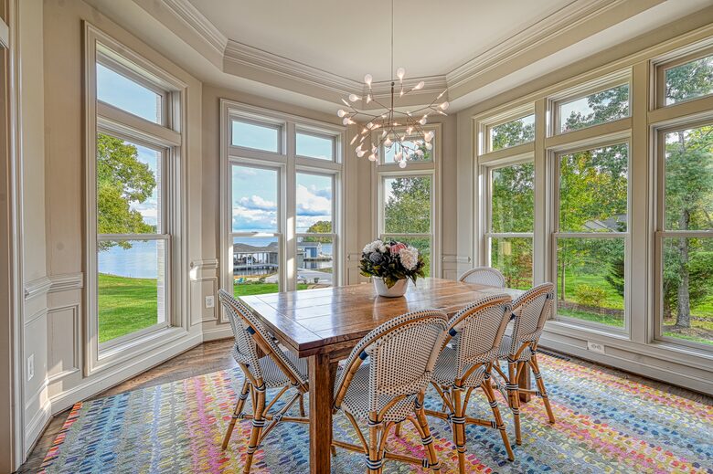 Grand Waterfront Retreat with Boathouse & Tiki Bar - Mineral, Virginia