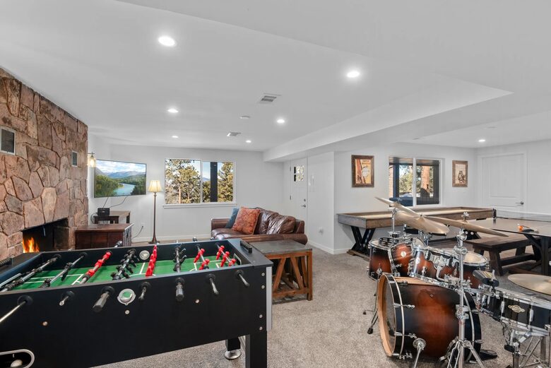 Great Divide View Home with Game Room - Evergreen, Colorado