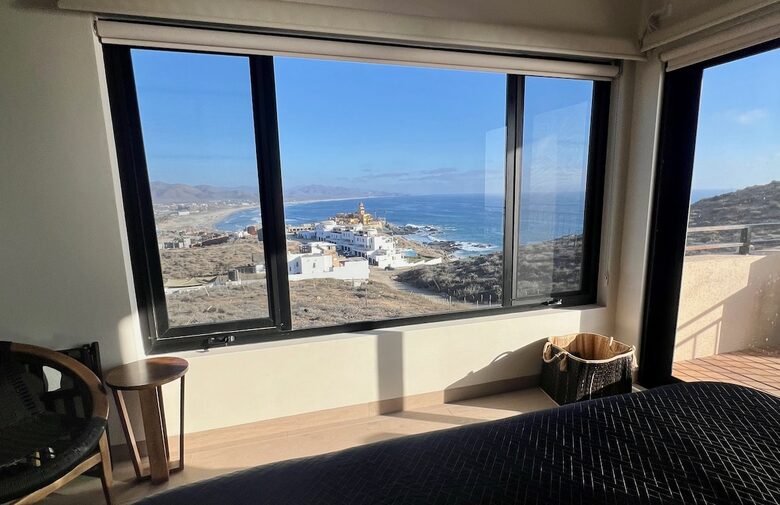 Luxury Oceanfront Retreat with Resort Amenities - Los Cerritos, Mexico